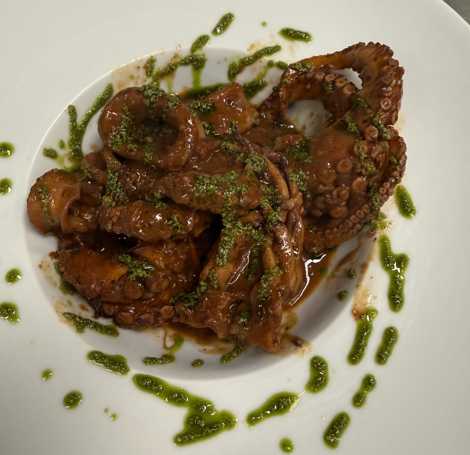 Polpo della Torre, piatto tipico del ristorante della Torre del Cupo